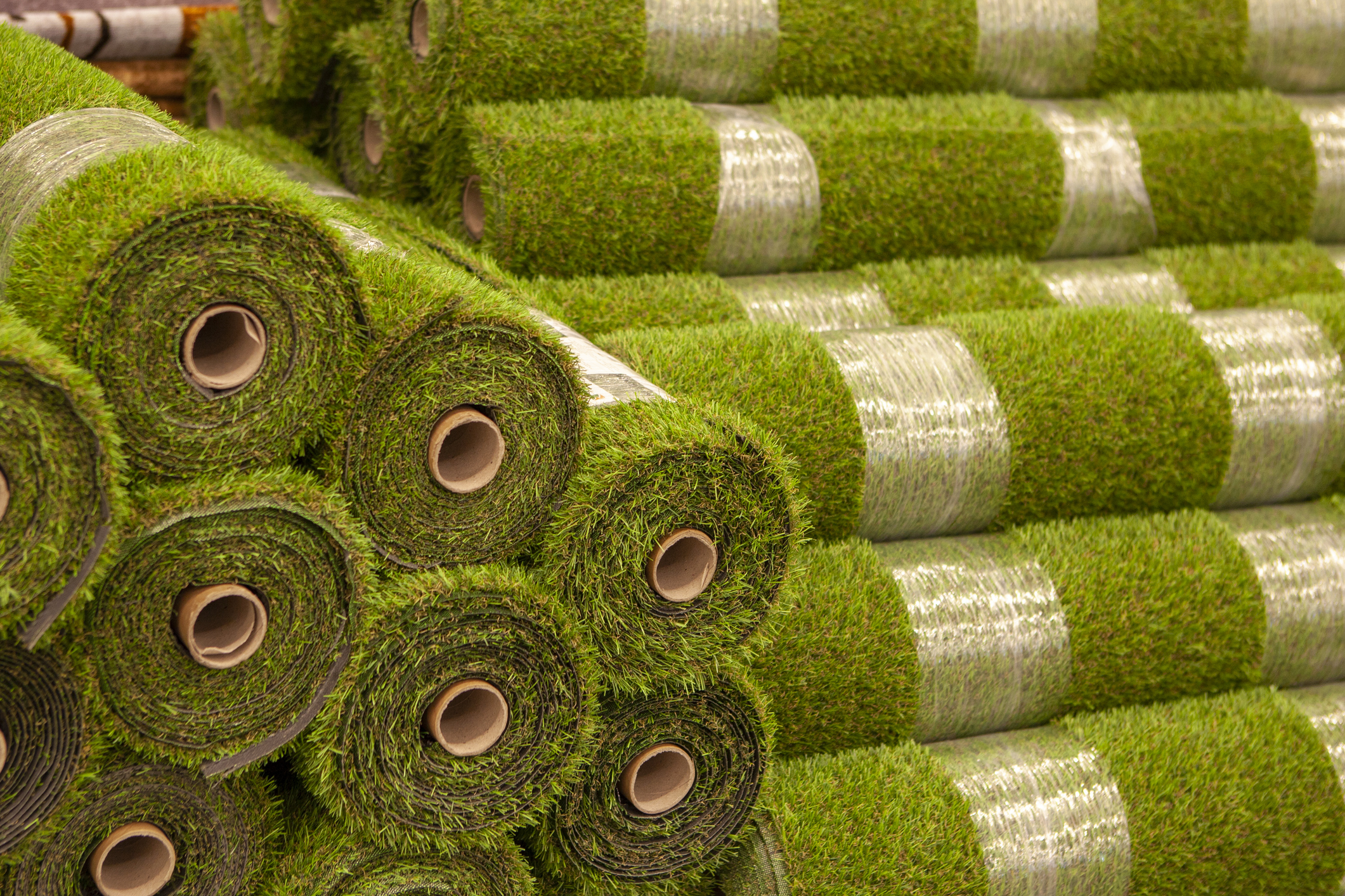 How To Buy Turf from an Artificial Grass Provider: What to Look For and What to Avoid